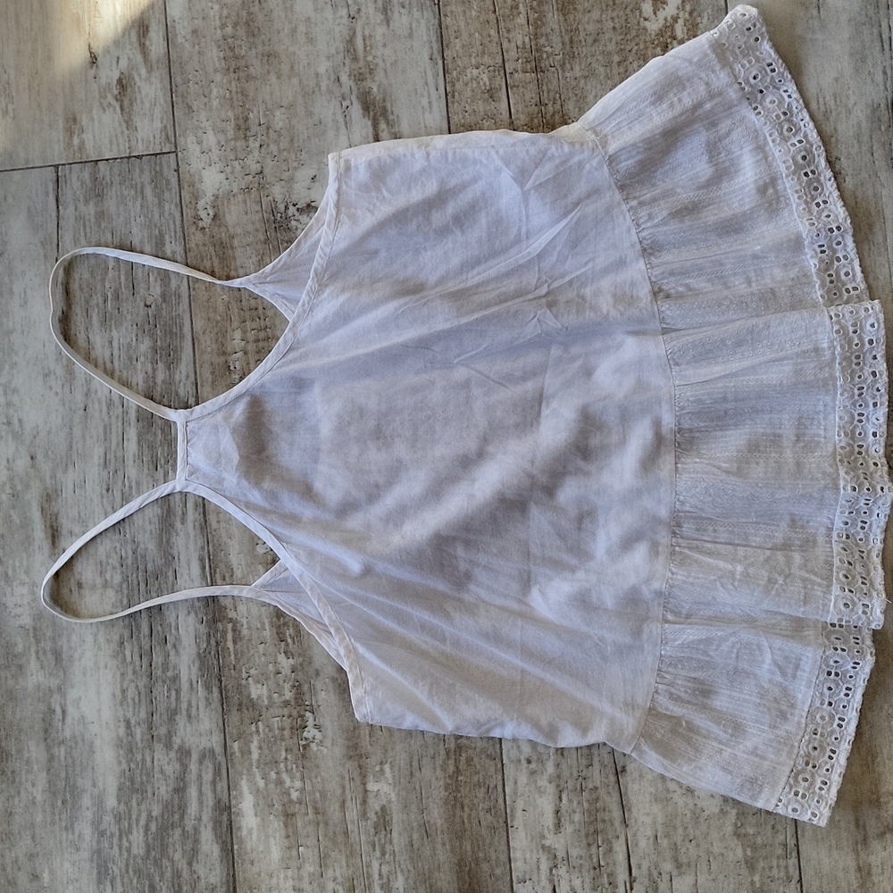 Forever 21 Peplum Eyelet Top - Picture 4 of 8